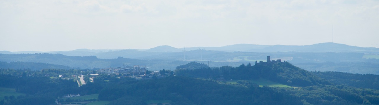 Nürburg & Nürburgring bei Adenau